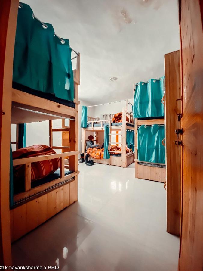 Albergue Backpackers Headquarter Manali Habitación foto