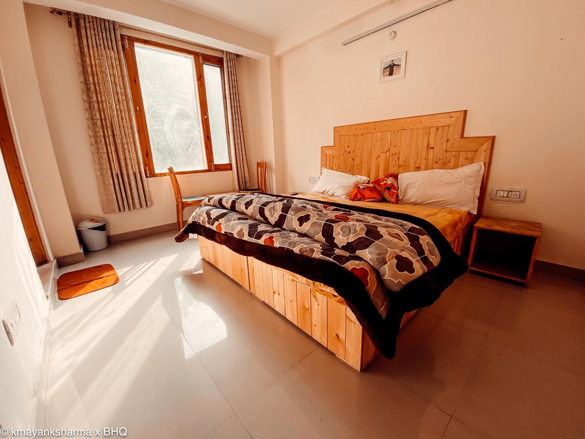 Albergue Backpackers Headquarter Manali Habitación foto